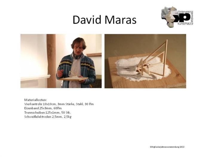 David Maras und erläutert sein Modell "Der Anfang"